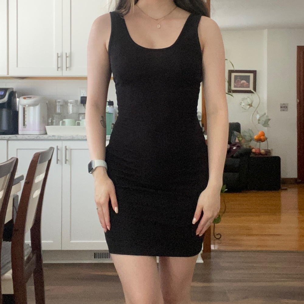 Forever 21 black bodycon dress